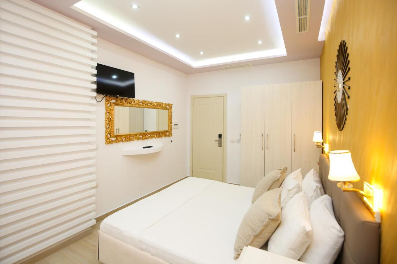 Noar Boutique Hotel Vlorë Esterno foto