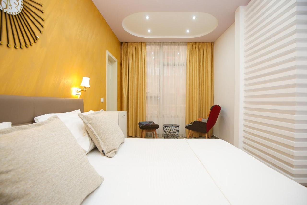 Noar Boutique Hotel Vlorë Esterno foto