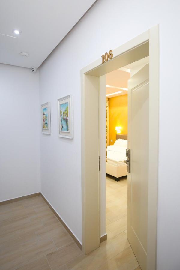 Noar Boutique Hotel Vlorë Esterno foto