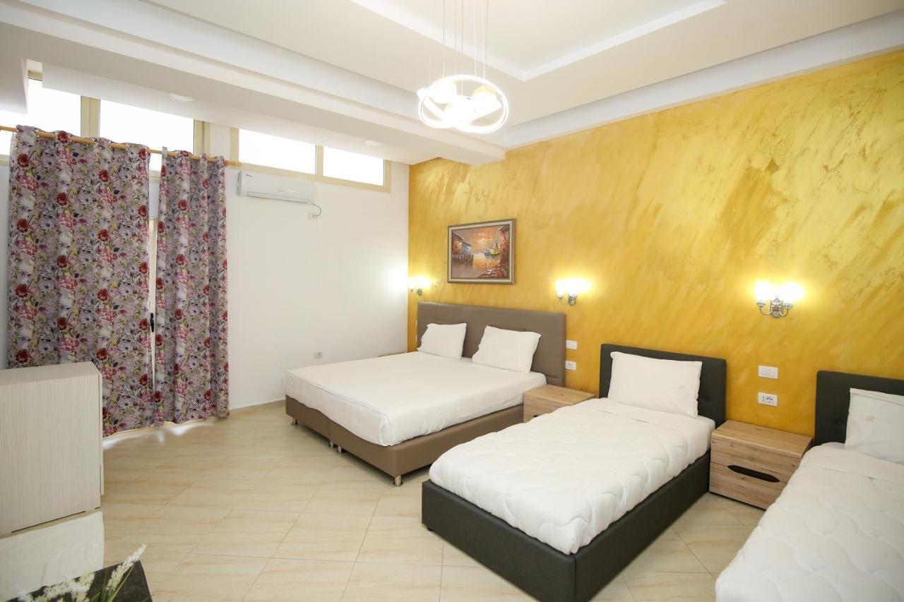 Noar Boutique Hotel Vlorë Esterno foto